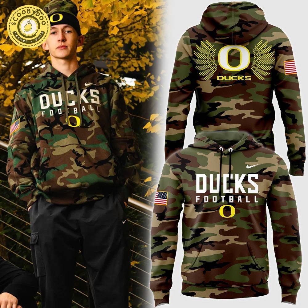 Oregon Ducks 2024 Nike Salute to Service Fleece Pullover Hoodie – Military Support Oregon Ducks 2024 Nike Salute to Service Fleece Pullover Hoodie – Military Support
