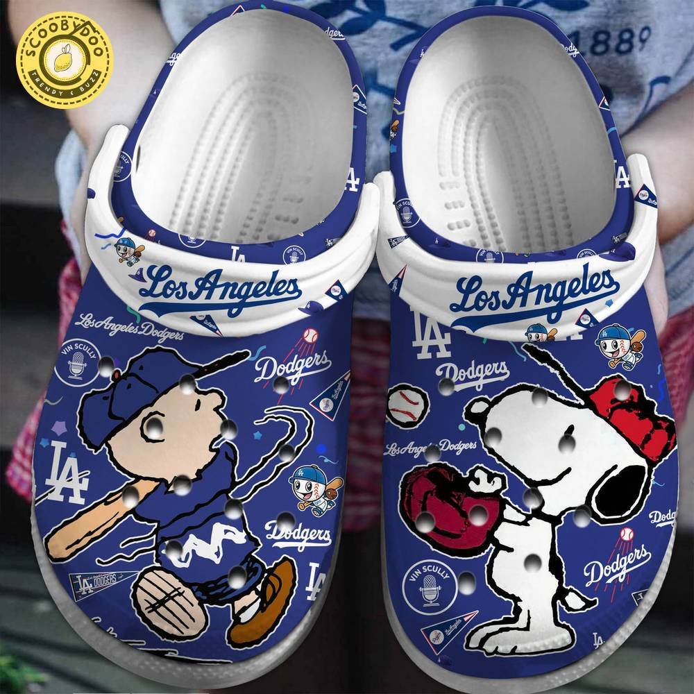 Los Angeles Dodgers x Snoopy Peanuts MLB Sport Cartoon Clogs Limited Edition Los Angeles Dodgers x Snoopy Peanuts MLB Sport Cartoon Clogs Limited Edition