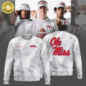 The newest Realtree x Nike Ole Miss Sweat Shirt
